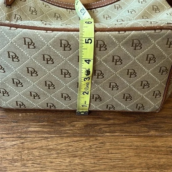 Dooney & Bourke Shoulder Bag Monogrammed Canvas Leather Trimmed Brown Tan - Picture 13 of 14